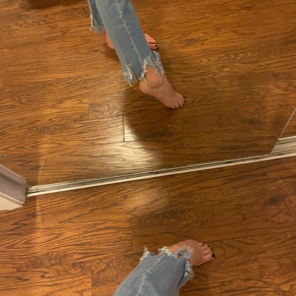 Zara fringe bottom jeans! - Picture 4 of 4